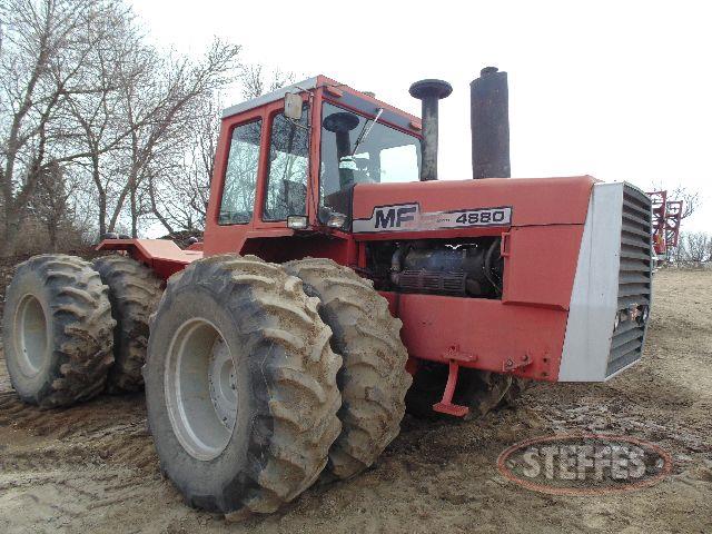 1983 Massey Ferguson 4880_1.jpg